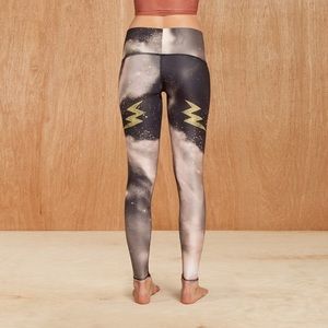 Teeki electric night hot pants